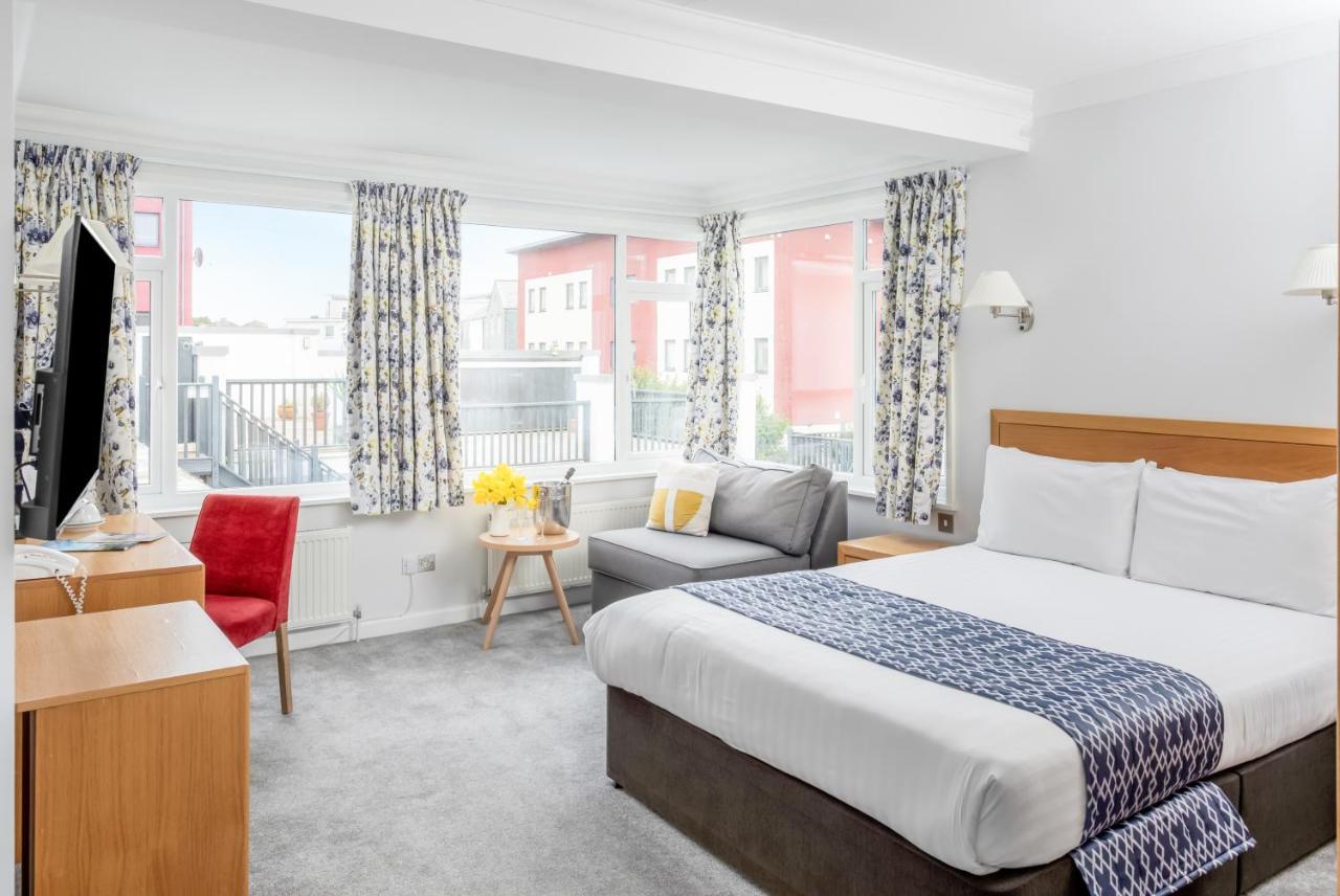 The Kilbirnie Hotel New Quay Exteriör bild